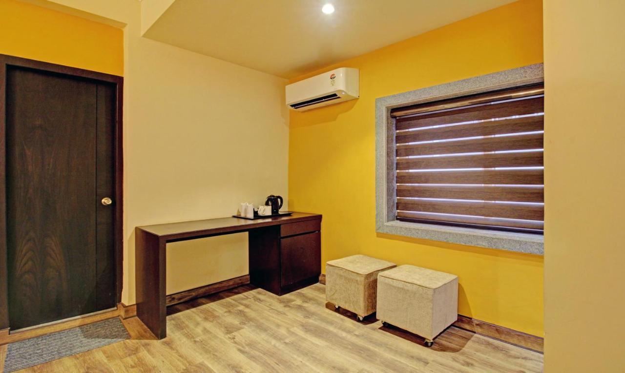 Treebo Asl Prime, Near Ballygunge Railway Station Kolkata Exterior photo